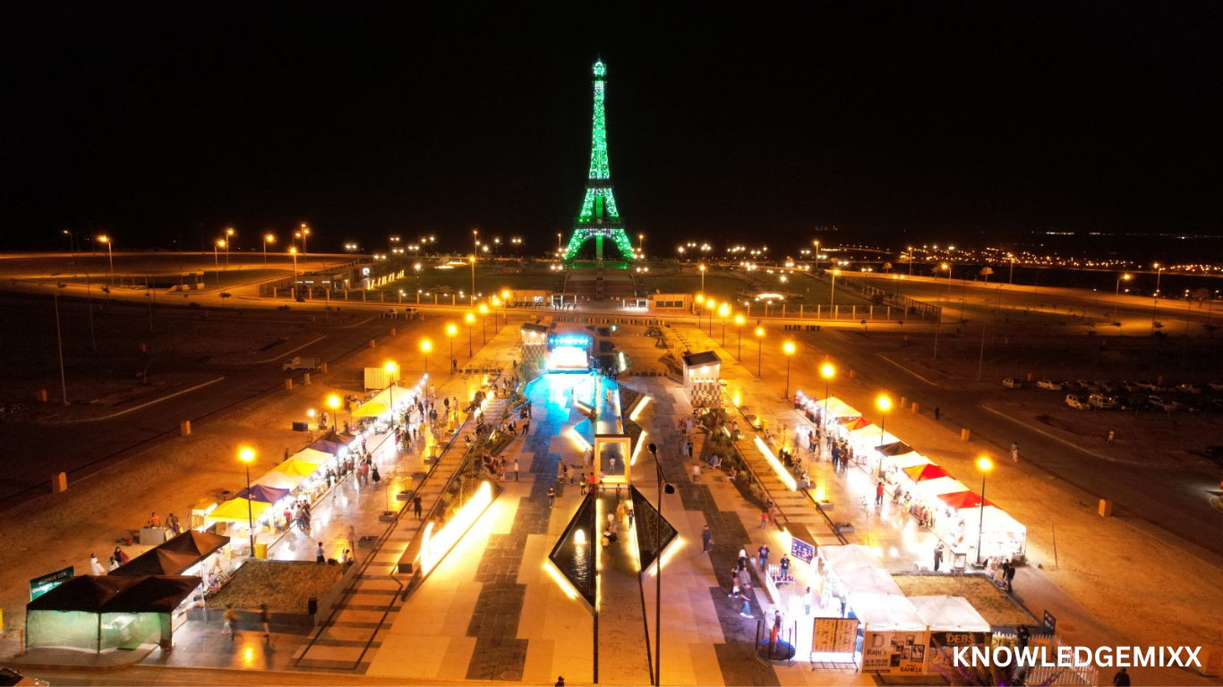 Bahria Town Eiffel Tower